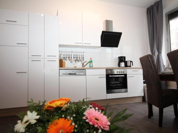 Apartments Schöneberg : photo 9 de la chambre appartement 4 chambres iris 5 - ringbahnstraße 70, 12099 berlin