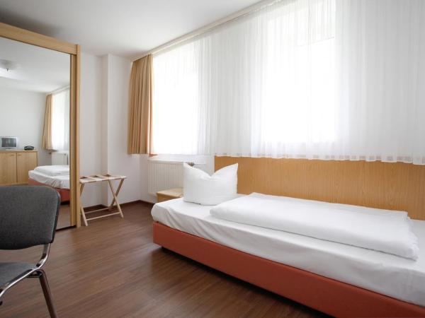Hotel Heidenschanze : photo 2 de la chambre chambre simple