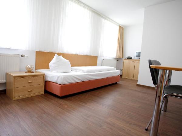 Hotel Heidenschanze : photo 3 de la chambre chambre simple