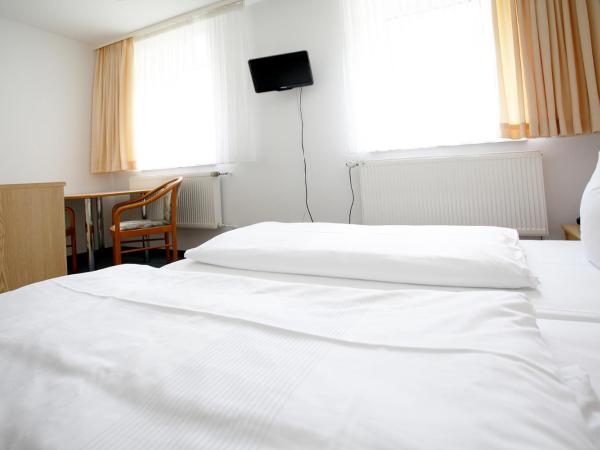 Hotel Heidenschanze : photo 6 de la chambre chambre double