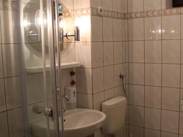 Karikas Hotel : photo 8 de la chambre chambre double ou lits jumeaux avec balcon