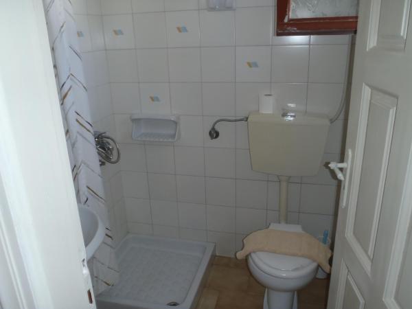 Studios & Suites Rania : photo 4 de la chambre chambre lits jumeaux - vue sur mer