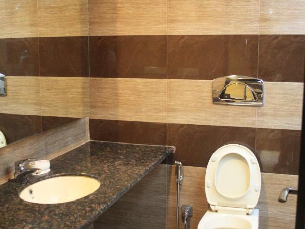 Hotel H R Palace : photo 6 de la chambre chambre familiale (4 adultes)