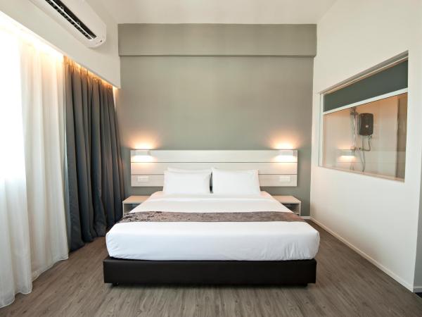 Hotel Arissa : photo 1 de la chambre chambre double ou lits jumeaux junior