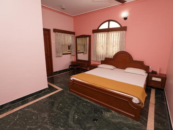 Lloyds Serviced Apartments,Krishna Street,T Nagar : photo 8 de la chambre chambre double classique