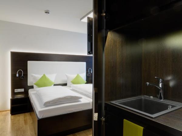 sevenDays Hotel BoardingHouse Mannheim : photo 1 de la chambre studio