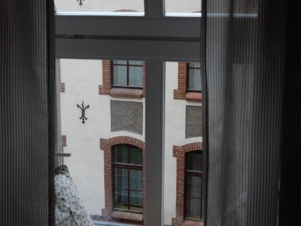 Academus Pub & Guest House : photo 3 de la chambre chambre double