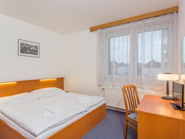 Hotel Astra : photo 7 de la chambre chambre double ou lits jumeaux