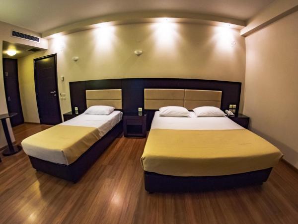 Giotis Boutique Hotel : photo 2 de la chambre chambre triple