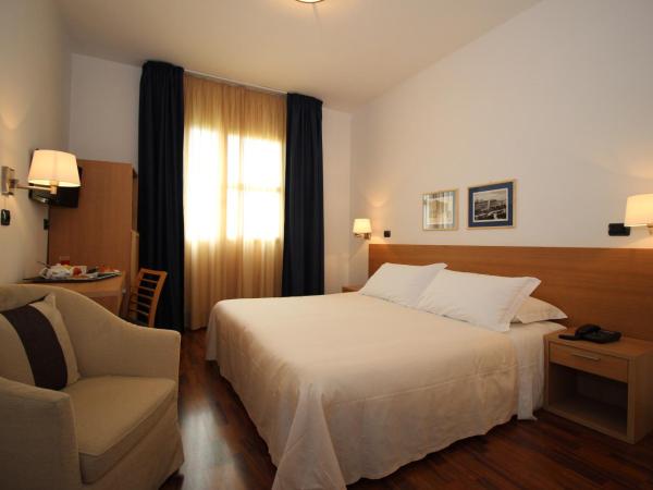 Hotel Majesty Bari : photo 1 de la chambre chambre double