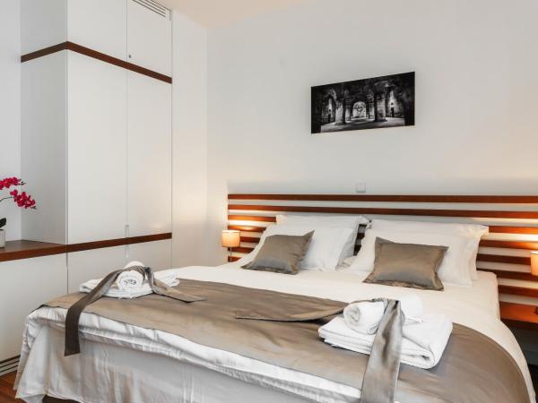 Prima Luxury Rooms : photo 8 de la chambre chambre lit queen-size 