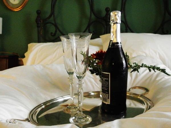 Palazzo Zecchino B&B : photo 6 de la chambre chambre lit queen-size