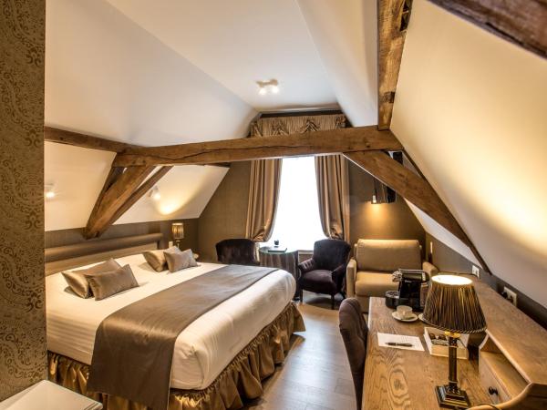 Boutique Hotel De Castillion - Small elegant family hotel : photo 2 de la chambre chambre triple classique