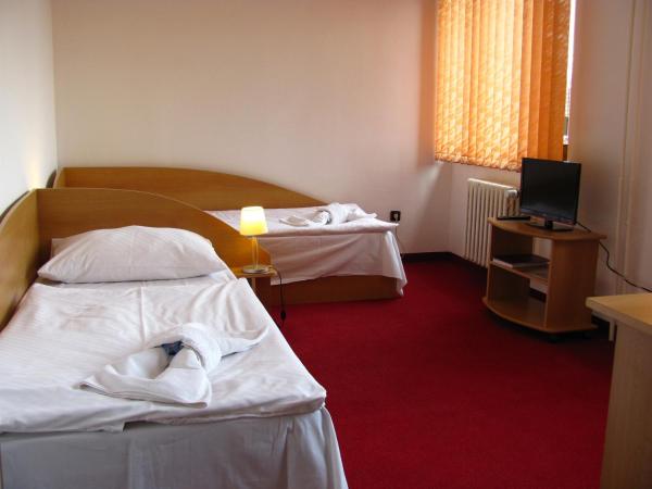 Hotel Isora : photo 7 de la chambre chambre deluxe double ou lits jumeaux