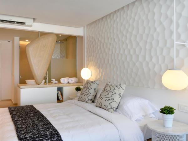 Myconian Kyma, a Member of Design Hotels : photo 4 de la chambre chambre de luxe apollon - vue sur jardin