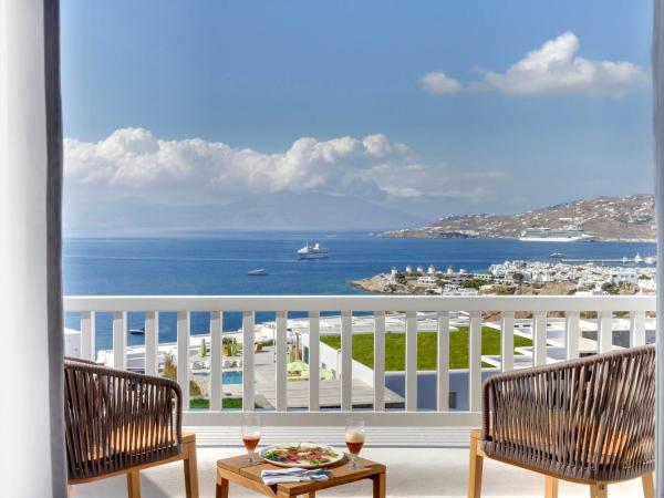 Myconian Naia - Preferred Hotels & Resorts : photo 3 de la chambre naia suite with direct sea view & outdoor jacuzzi