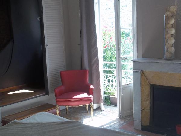 L'Orangerie : photo 3 de la chambre chambre double avec salle de bains privative