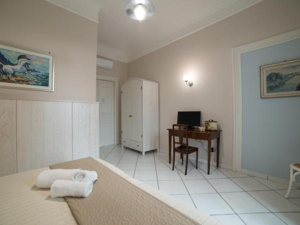 La Tartaruga : photo 9 de la chambre chambre double avec salle de bains privative