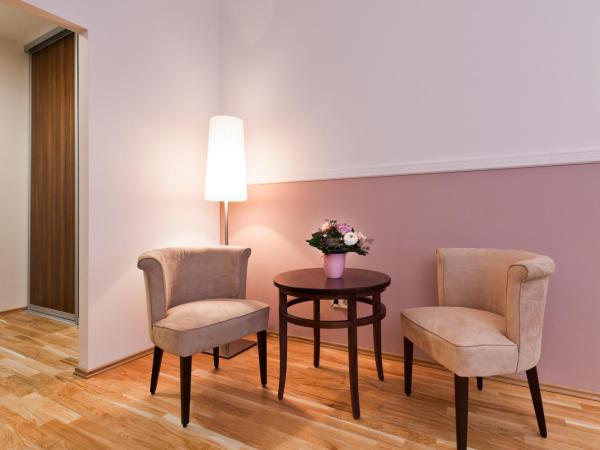 Aparthotel Am Schloss : photo 2 de la chambre studio confort