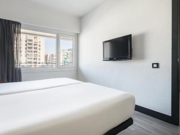 Ilunion Romareda : photo 2 de la chambre chambre lits jumeaux premium