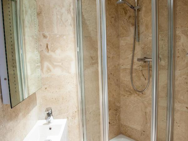 Brooks Guesthouse Bristol : photo 5 de la chambre chambre lit king-size