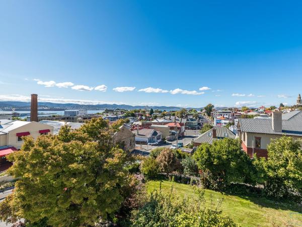 110 Hampden Apartments : photo 8 de la chambre executive one-bedroom apartment - 7