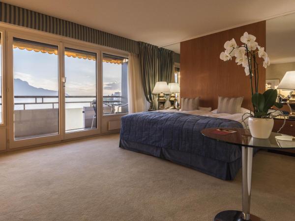 Royal Plaza Montreux : photo 2 de la chambre chambre double deluxe avec balcon - vue sur lac ou parc et lac