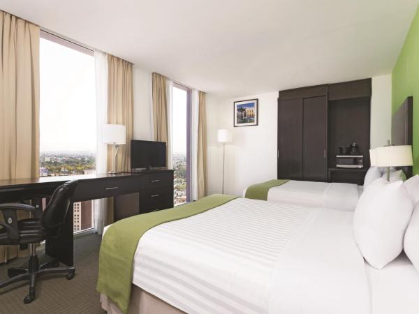 La Quinta by Wyndham Puebla Palmas Angelopolis : photo 3 de la chambre suite familiale de luxe - non-fumeurs