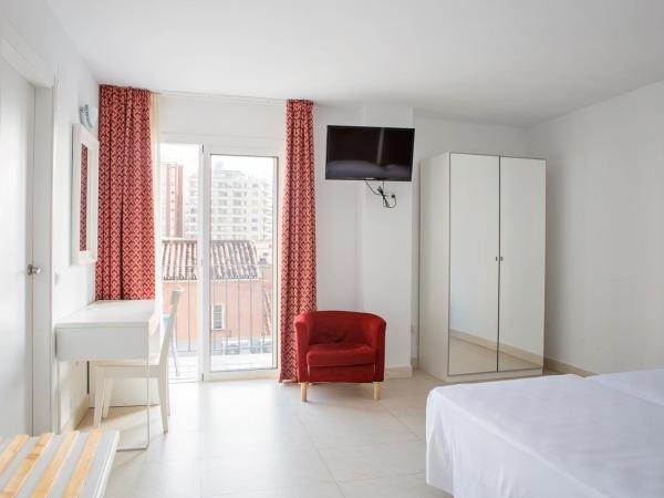 Hotel Eliseos : photo 3 de la chambre chambre double avec balcon