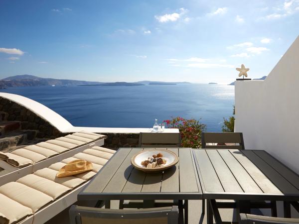 Atrina Canava 1894 : photo 5 de la chambre suite senior avec vue sur la caldeira