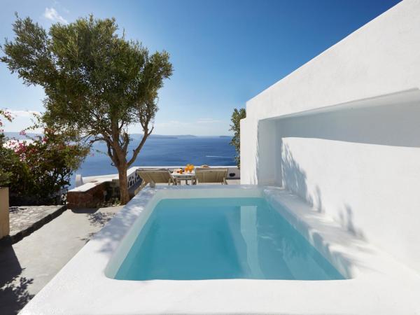 Atrina Canava 1894 : photo 8 de la chambre suite lune de miel avec bain à remous - vue sur caldera