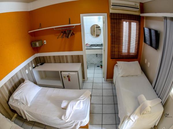 Hotel Pousada da Mangueira : photo 9 de la chambre chambre triple