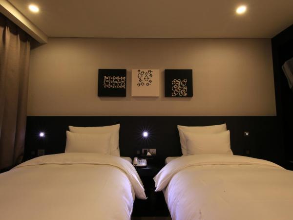 Kobos Hotel : photo 5 de la chambre chambre lits jumeaux standard