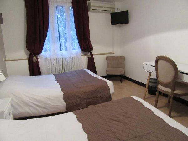 Hotel De La Bastide : photo 5 de la chambre chambre quadruple supérieure