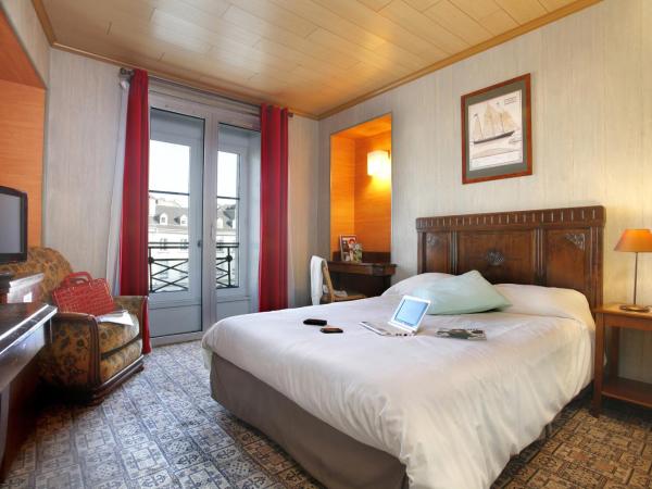 Hotel De Gramont : photo 6 de la chambre chambre double standard