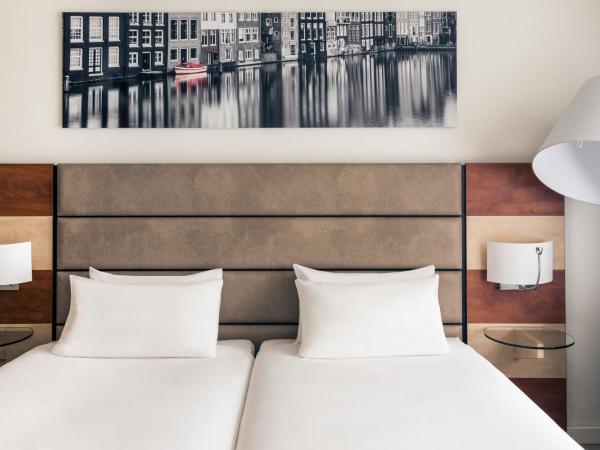 Mercure Hotel Amsterdam West : photo 2 de la chambre chambre lits jumeaux standard