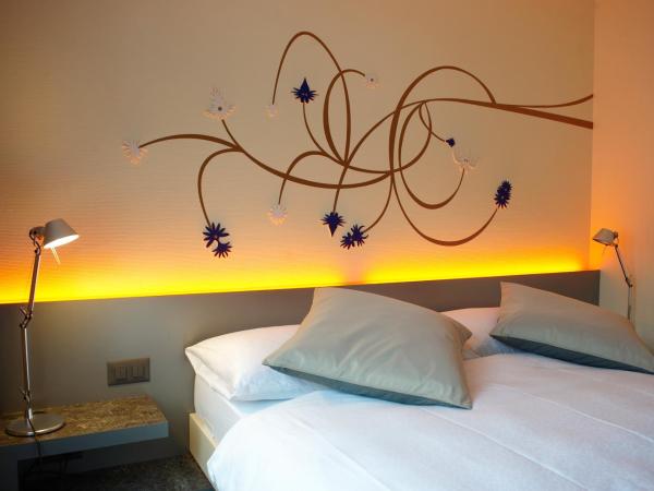 Continental Park : photo 2 de la chambre chambre double design