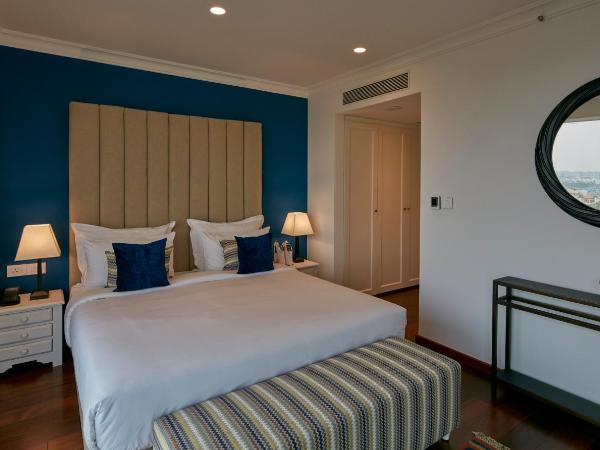 The Waverly Hotel & Residences : photo 4 de la chambre library suite