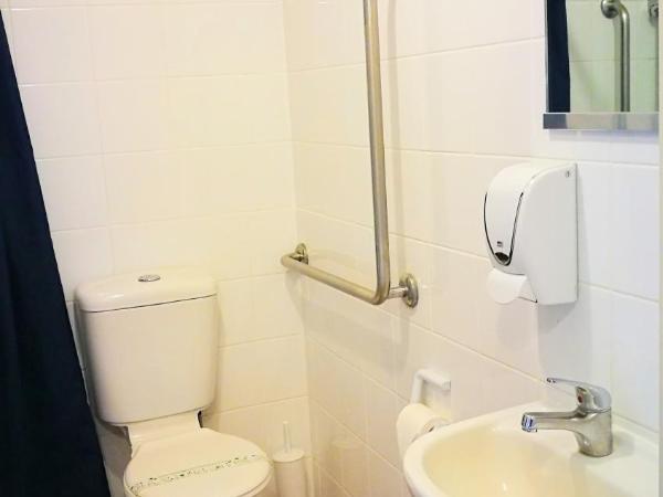 Astray Motel : photo 8 de la chambre studio double pour personnes à mobilité réduite