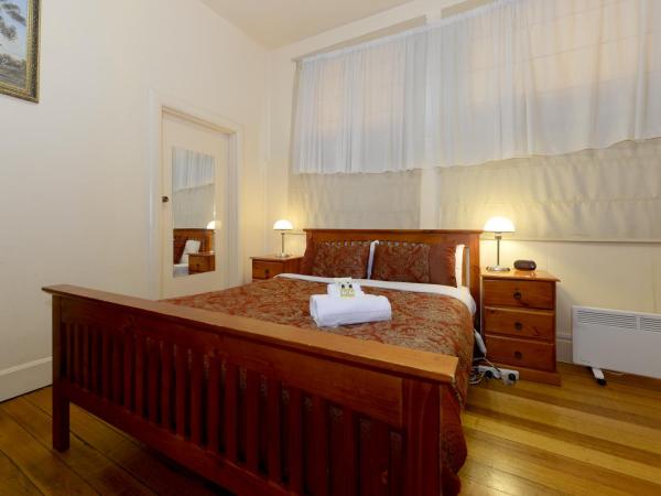 Edinburgh Gallery Bed & Breakfast : photo 2 de la chambre chambre lit queen-size classique avec salle de bains privative