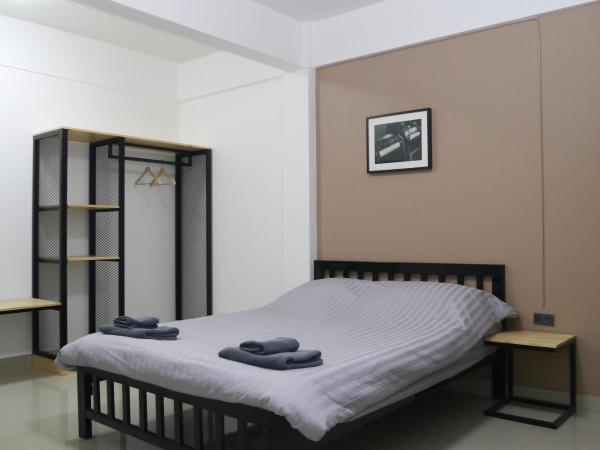Baan Mai Guest House : photo 1 de la chambre chambre double deluxe