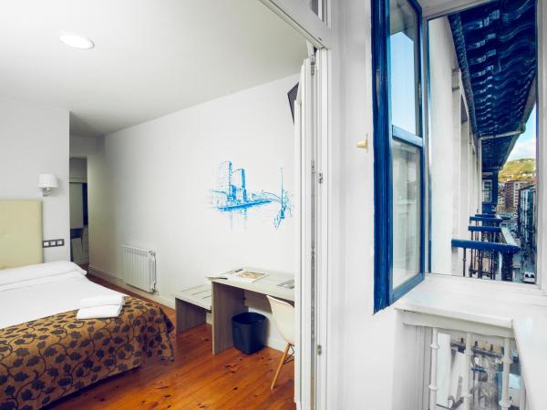 Casual Gurea : photo 3 de la chambre chambre double supérieure avec balcon