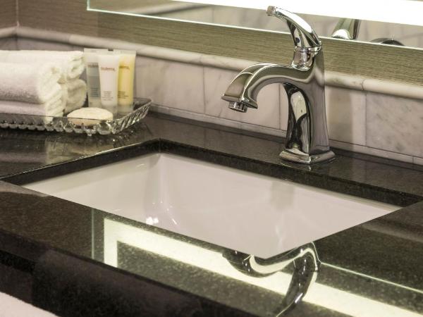 Lord Elgin Hotel : photo 9 de la chambre chambre lit king-size classique