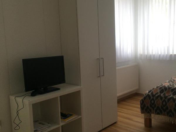 Villa Marie Mannheim : photo 5 de la chambre appartement - rez-de-chaussée (1)