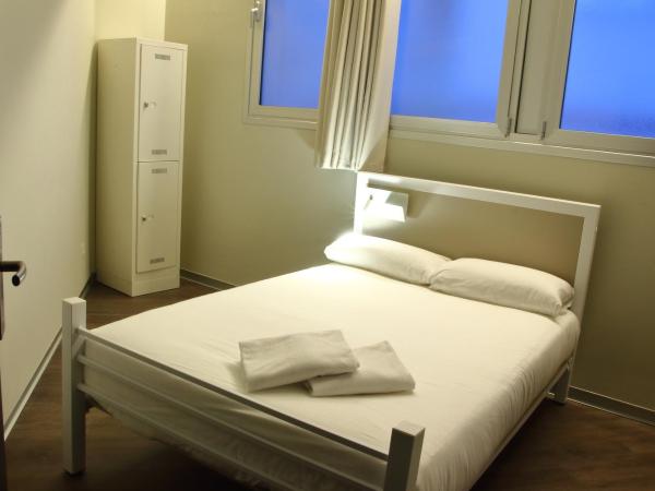 Poshtel Bilbao - Premium Hostel : photo 1 de la chambre chambre double