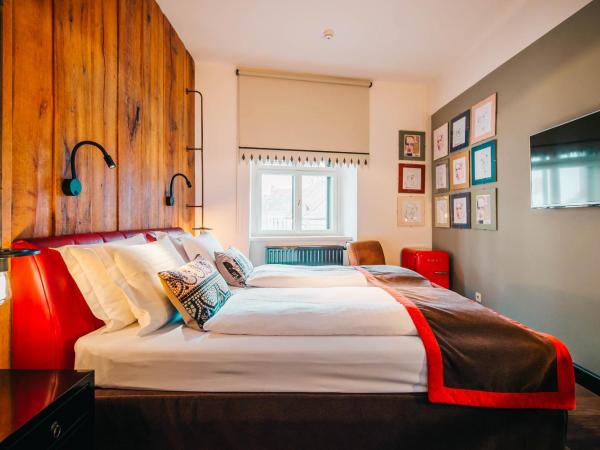 PEST-BUDA Design Hotel : photo 1 de la chambre chambre deluxe double ou lits jumeaux