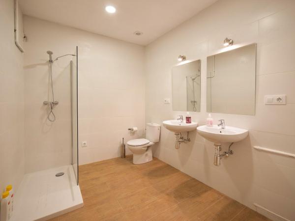 Bed in Girona : photo 1 de la chambre lit dans dortoir mixte de 6 lits