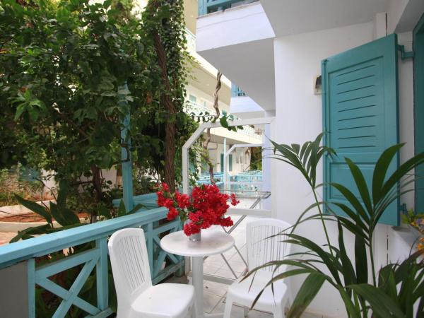 Anatoli Apartments : photo 6 de la chambre maisonnette triple standard