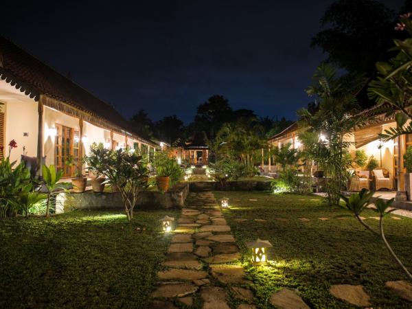 Blue Garden Yogyakarta : photo 1 de la chambre chambre double ou lits jumeaux deluxe – vue sur jardin