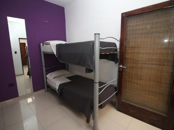 Link Cordoba Hostel : photo 4 de la chambre chambre familiale standard